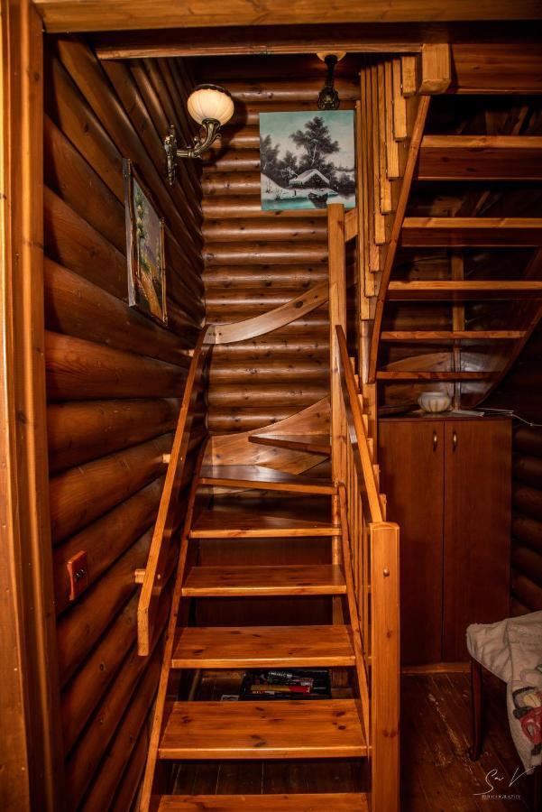 *2 Bdr Log House /Mountains/Queen Bed/Fireplace Gourri Bagian luar foto